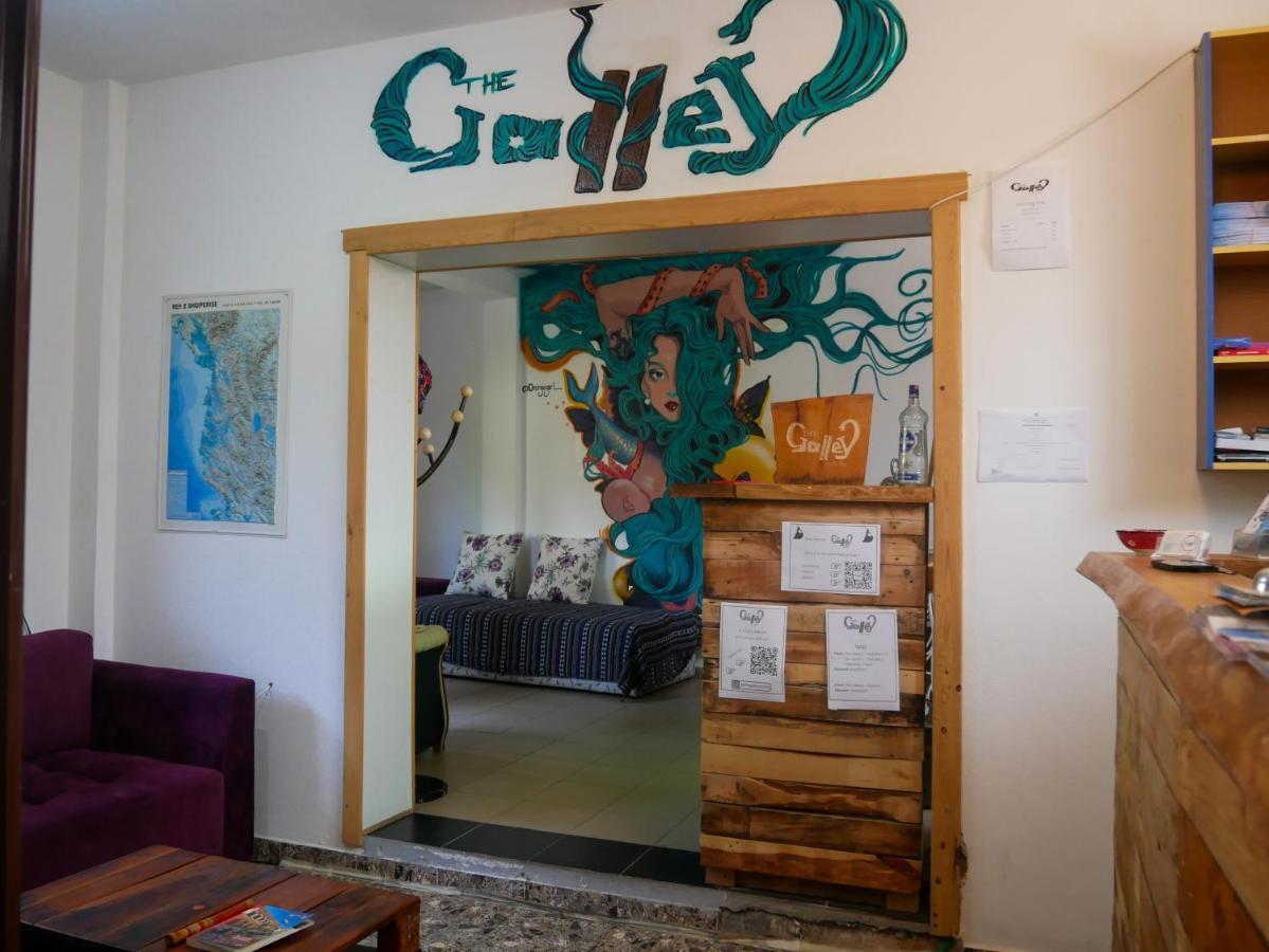 The Galley Party Hostel Shkodra Kültér fotó