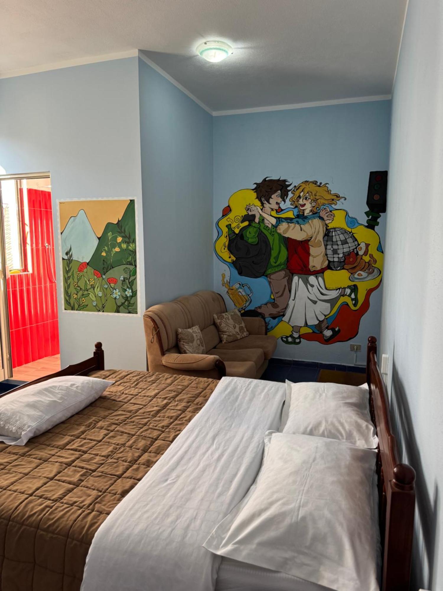 The Galley Party Hostel Shkodra Kültér fotó